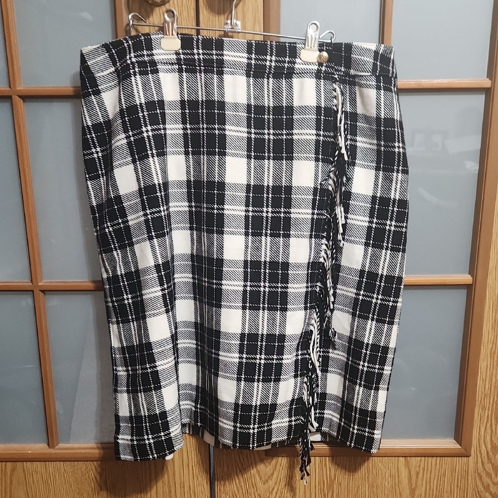 Talbots Black and White Plaid Wrap Skirt